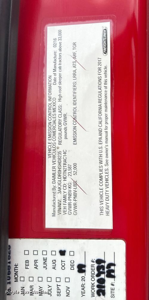 image for item EH3851 2017 Freightliner  Cascadia  semi truck