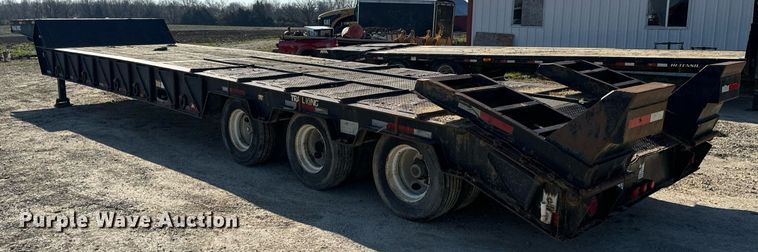 image for item EH6599 1983 Trail King Industries 1452-4260 drop deck trailer