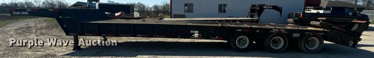 image for item EH6599 1983 Trail King Industries 1452-4260 drop deck trailer