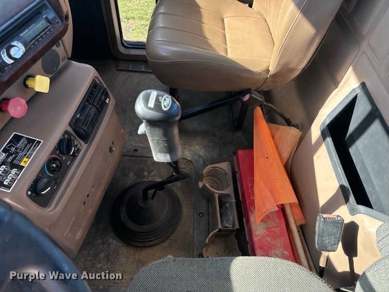 image for item EH6602 2007 Mack Granite semi truck