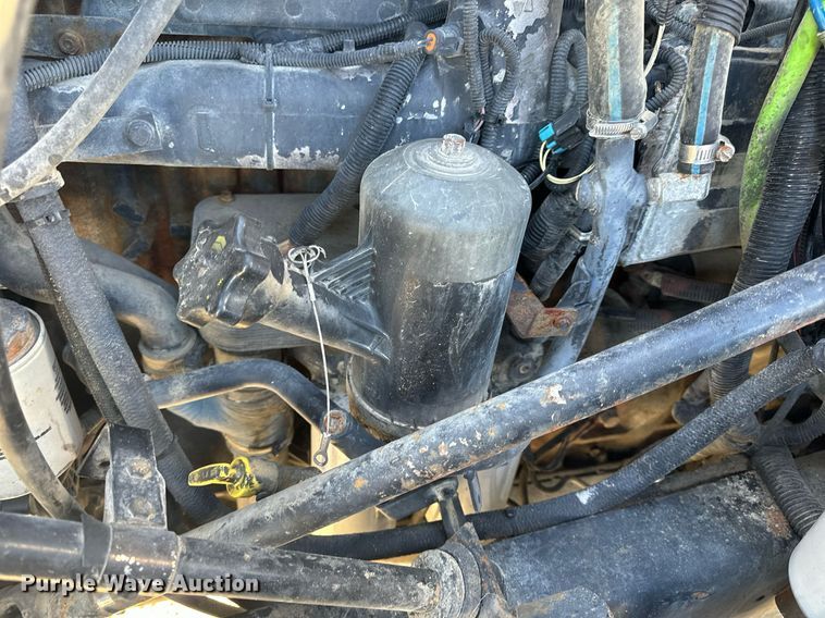 image for item EH6602 2007 Mack Granite semi truck