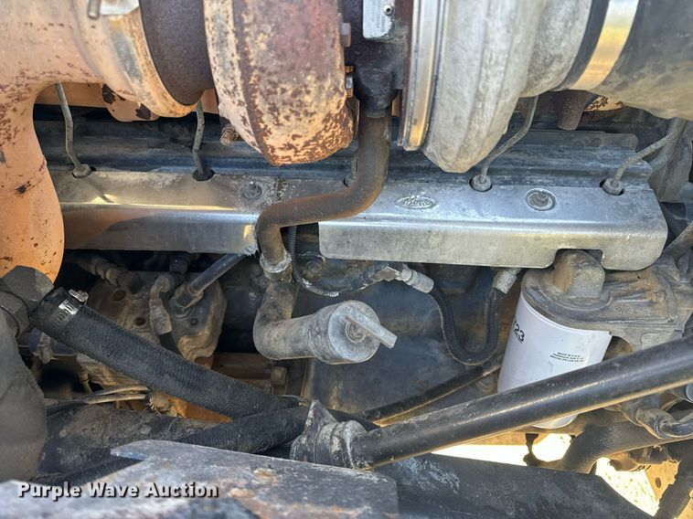 image for item EH6602 2007 Mack Granite semi truck