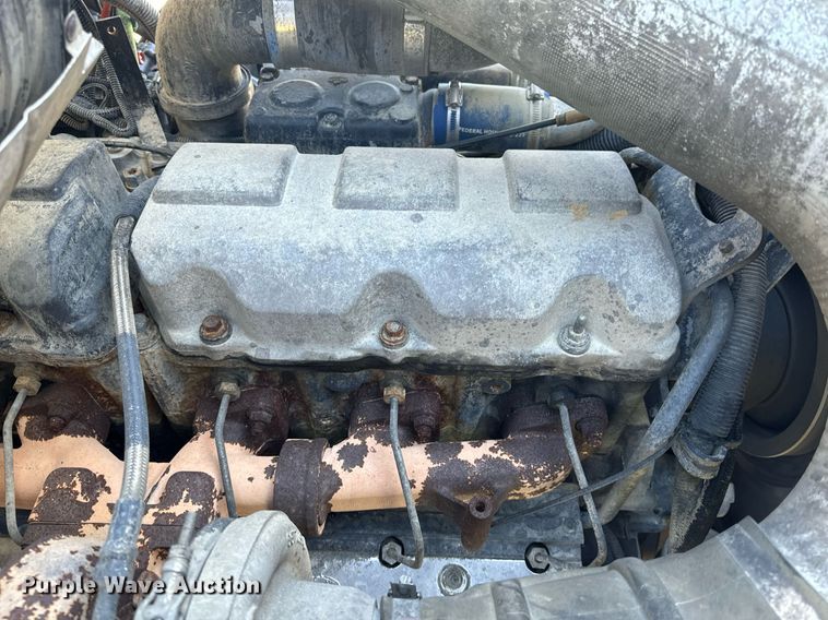 image for item EH6602 2007 Mack Granite semi truck