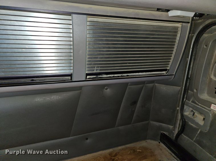 image for item EI3640 2006 Peterbuilt 379 semi truck