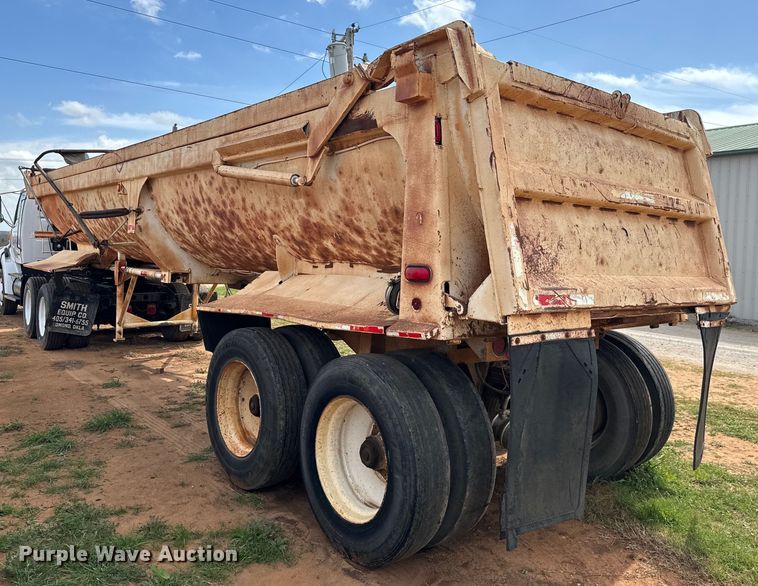 image for item EJ0335 1991 Fruehauf  DRXX-M2-32 end dump trailer