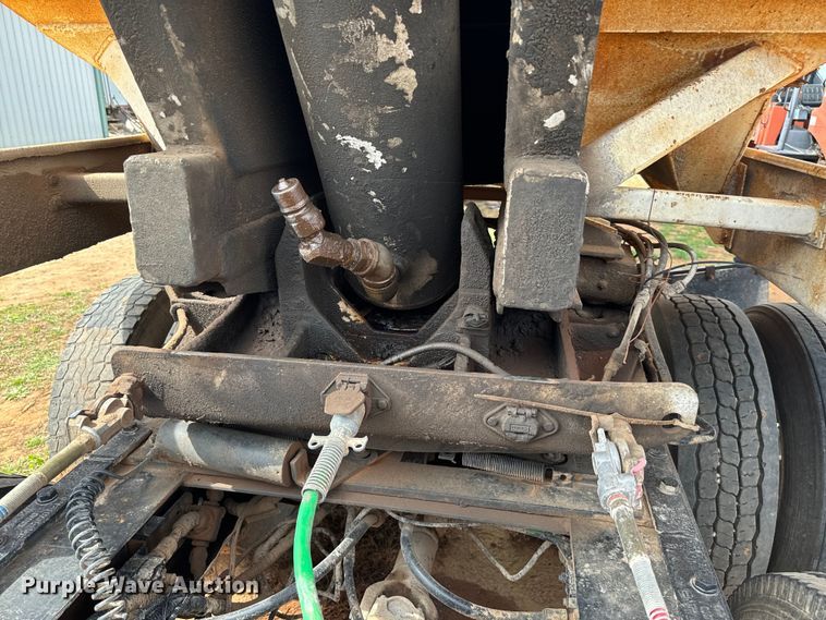 image for item EJ0335 1991 Fruehauf  DRXX-M2-32 end dump trailer