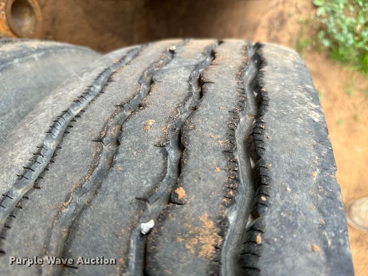 image for item EJ0335 1991 Fruehauf  DRXX-M2-32 end dump trailer