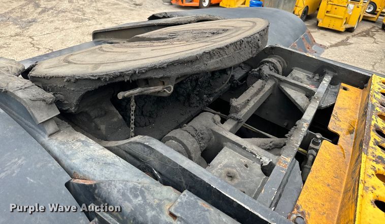 image for item EJ0347 Kalmar  Ottawa 4x2 yard truck