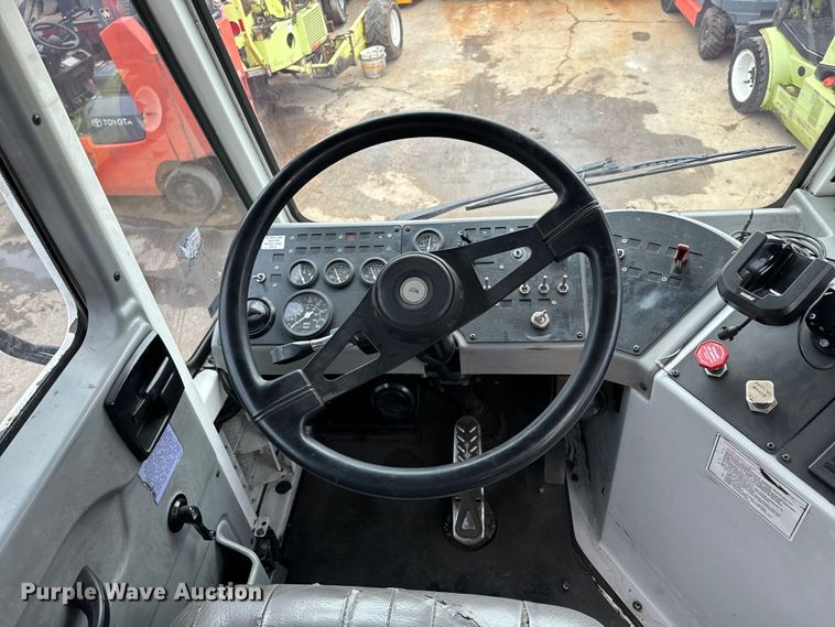 image for item EJ0347 Kalmar  Ottawa 4x2 yard truck