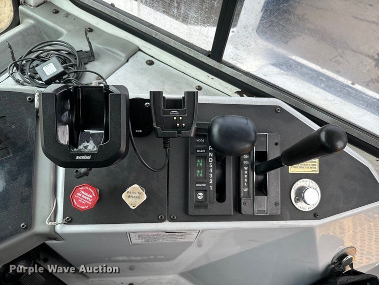 image for item EJ0347 Kalmar  Ottawa 4x2 yard truck