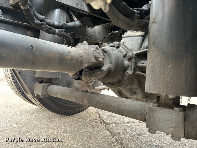 image for item EJ0347 Kalmar  Ottawa 4x2 yard truck