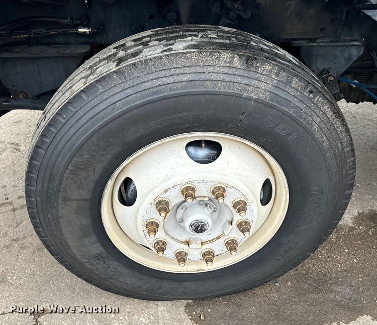 image for item EJ0348 2015 Autocar XSPotter yard truck