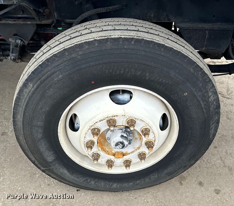 image for item EJ0348 2015 Autocar XSPotter yard truck