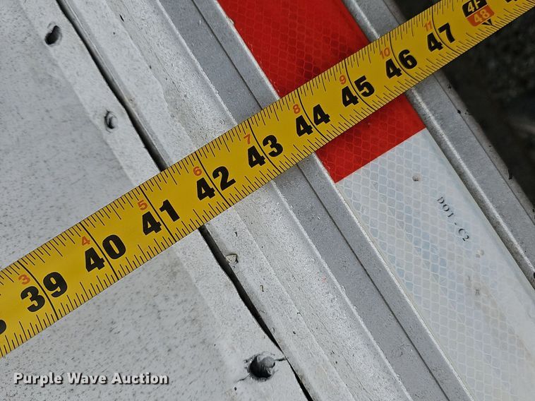 image for item EJ6054 1994 Heil end dump trailer