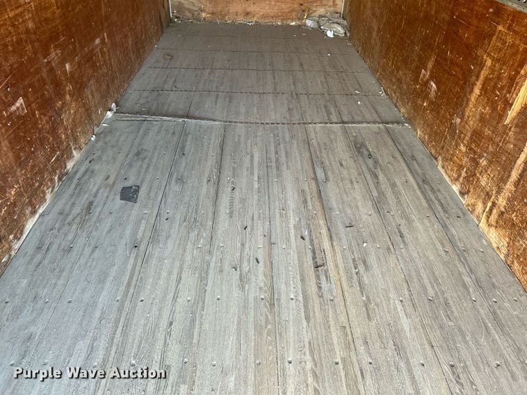 image for item EK4006 2000 International 4700 box truck