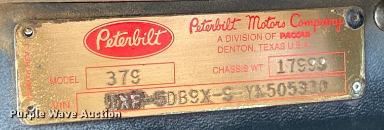 image for item EK4163 2000 Peterbilt 379 semi truck