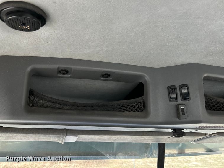 image for item EK4165 2014 Mack CHU613 semi truck