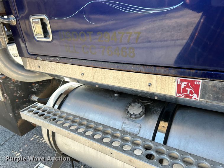 image for item EK4166 1998 Western Star 4964FX semi truck