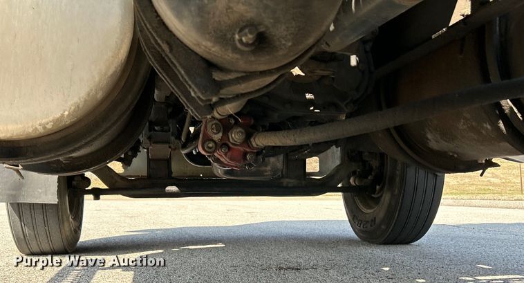 image for item EK4166 1998 Western Star 4964FX semi truck