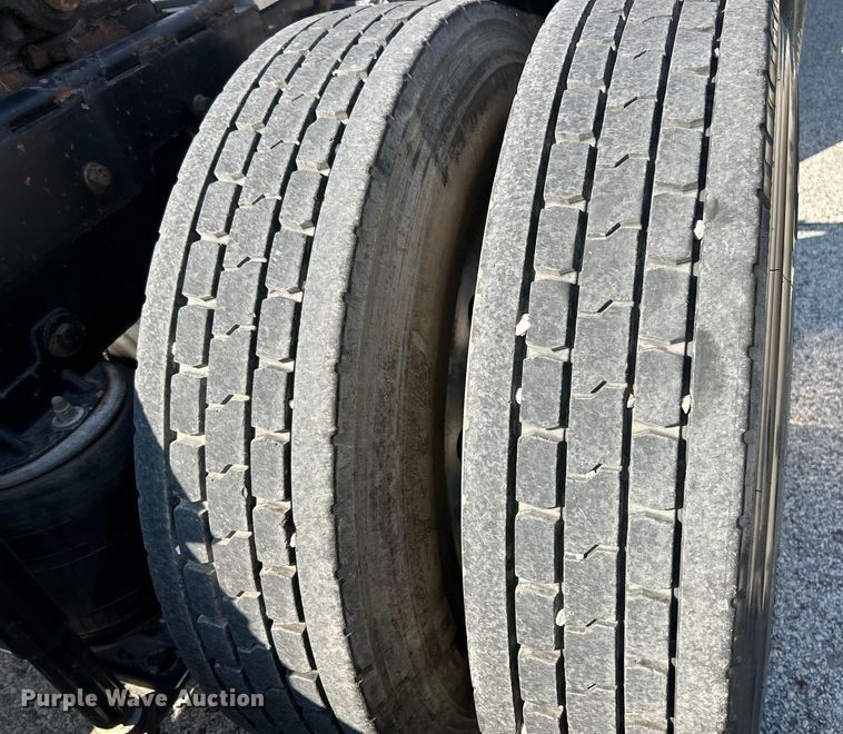 image for item EK4166 1998 Western Star 4964FX semi truck