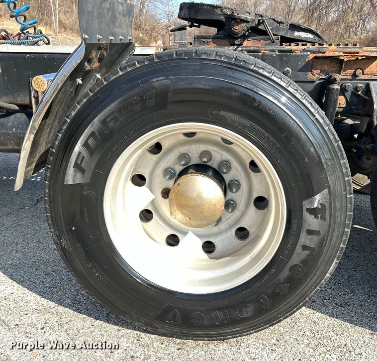 image for item EK4166 1998 Western Star 4964FX semi truck