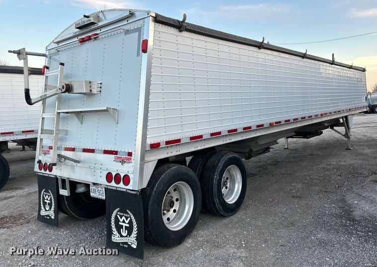 image for item EK4168 2015 Wilson DWH-5000 grain trailer