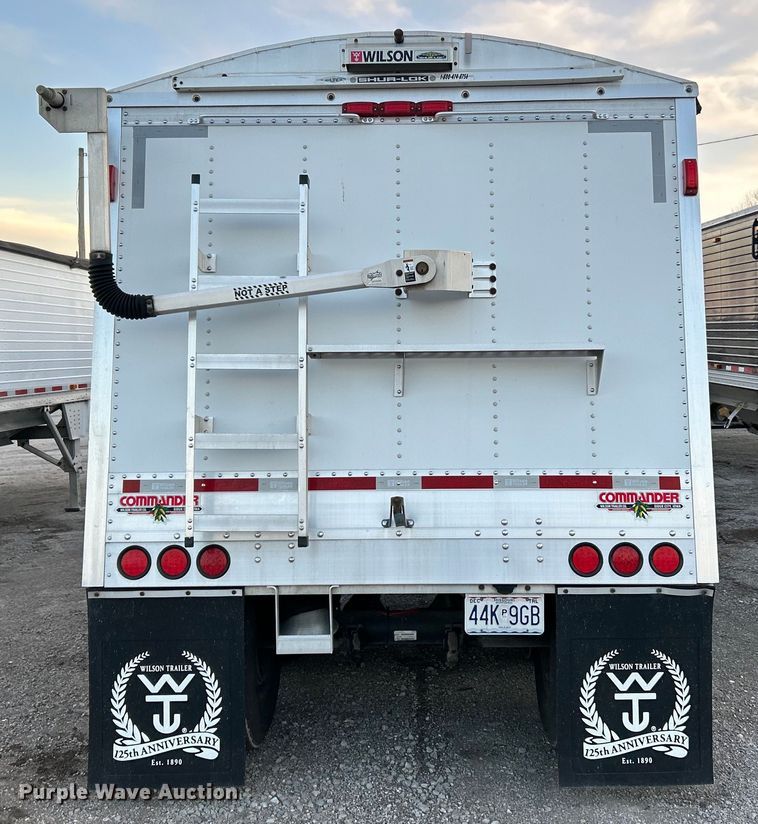 image for item EK4168 2015 Wilson DWH-5000 grain trailer