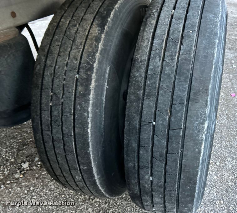 image for item EK4168 2015 Wilson DWH-5000 grain trailer