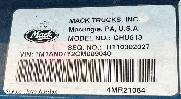 image for item EK4177 2012 Mack CHU613 semi truck