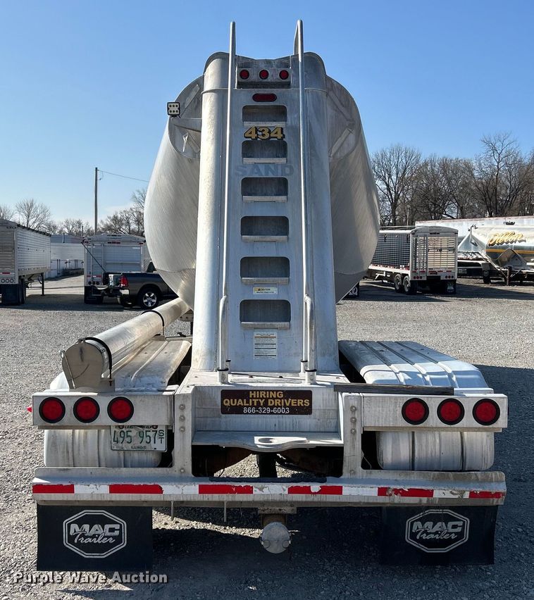 image for item EK4194 2014 Mac  TN1050APB pneumatic dry bulk trailer