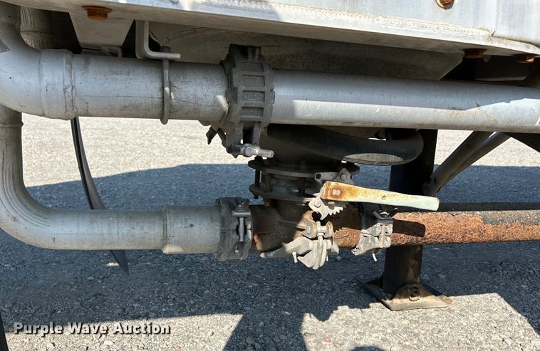 image for item EK4194 2014 Mac  TN1050APB pneumatic dry bulk trailer