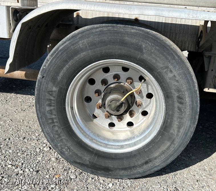 image for item EK4194 2014 Mac  TN1050APB pneumatic dry bulk trailer