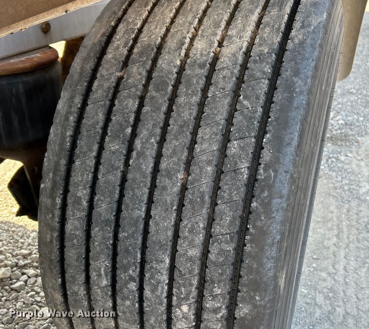 image for item EK4194 2014 Mac  TN1050APB pneumatic dry bulk trailer