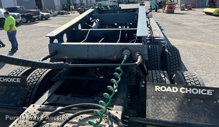 image for item EK4273 1993 Dynaweld  lowboy equipment trailer