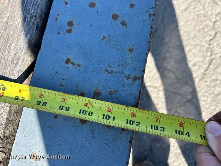 image for item EK4273 1993 Dynaweld  lowboy equipment trailer