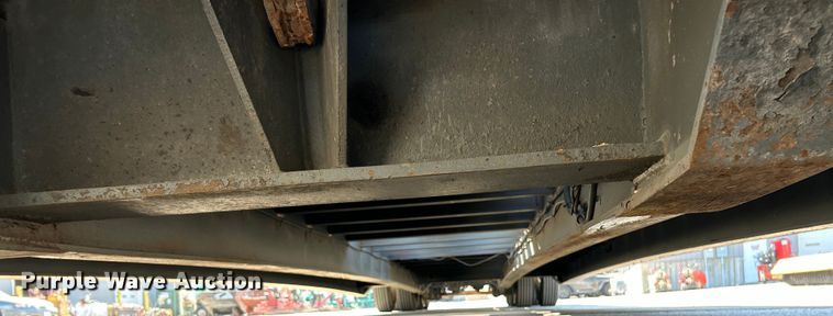 image for item EK4273 1993 Dynaweld  lowboy equipment trailer