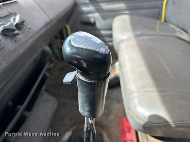 image for item IB9359 1999 Freightliner FL80 semi truck