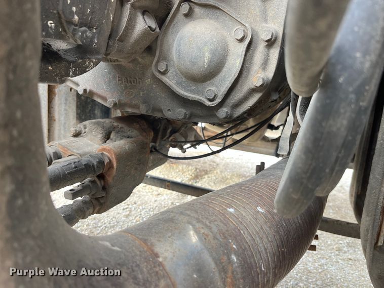 image for item LD9305 1990 Ford L9000 semi truck