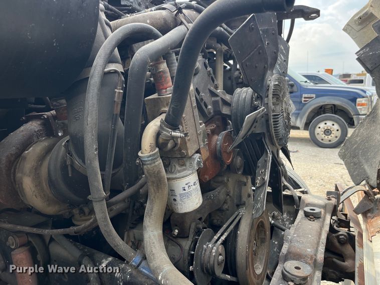 image for item LD9305 1990 Ford L9000 semi truck