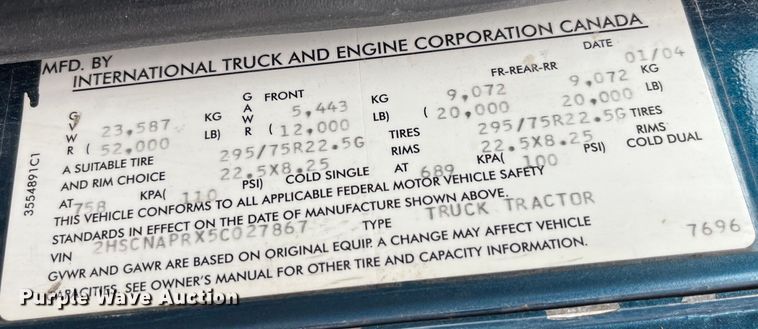 image for item LD9306 2005 International  9400i semi truck