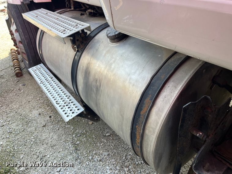 image for item LD9309 2008 International ProStar Premium semi truck