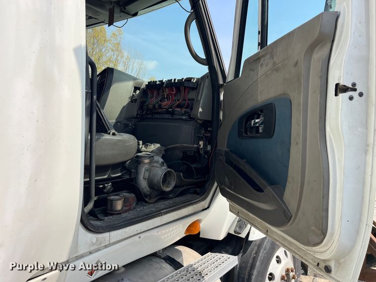 image for item LD9309 2008 International ProStar Premium semi truck