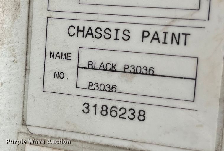 image for item LD9310 2007 Volvo VN Series semi truck