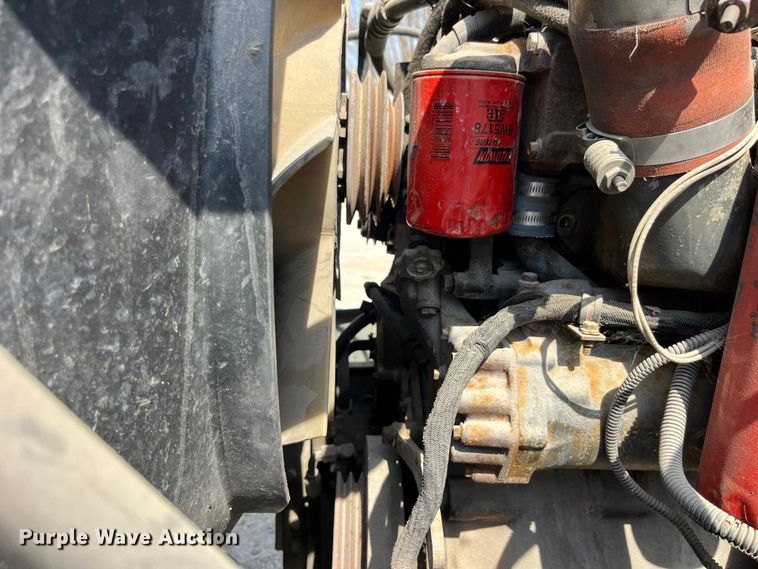 image for item LD9311 1996 Mack CH613 semi truck