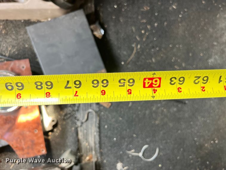 image for item LD9313 2005 International  9400i semi truck