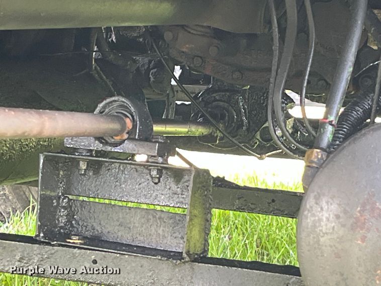 image for item LD9316 1995 International  9200 semi truck