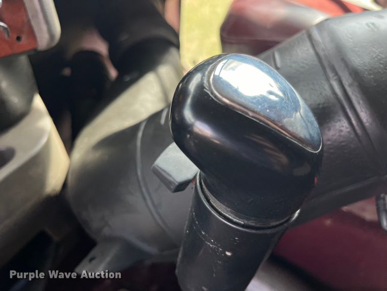 image for item LD9316 1995 International  9200 semi truck