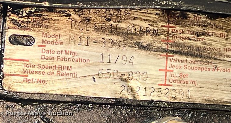 image for item LD9316 1995 International  9200 semi truck