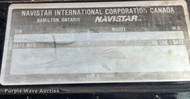 image for item LD9316 1995 International  9200 semi truck