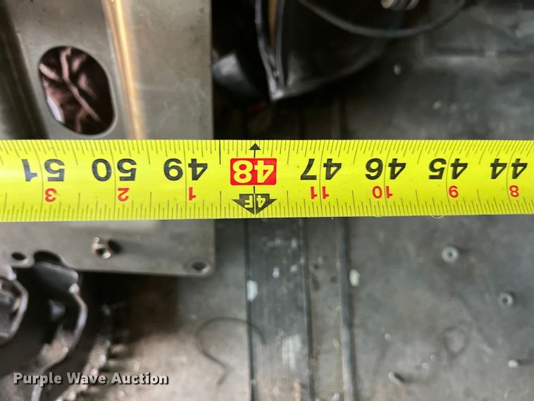 image for item LD9317 2001 International  9900i semi truck